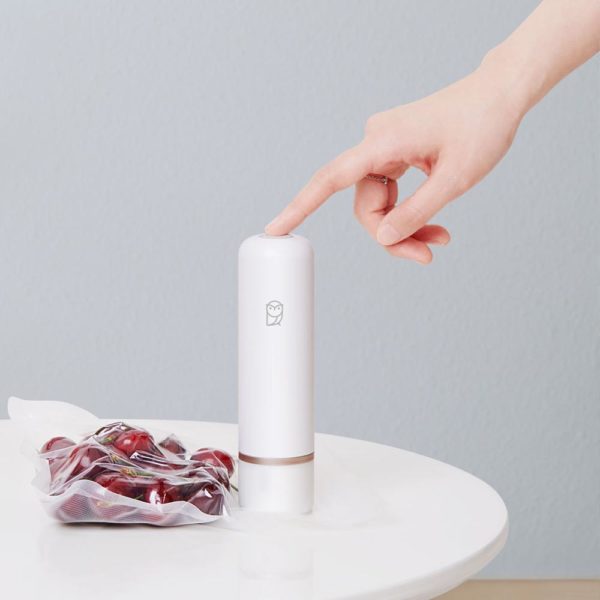 Mini Electric USB Air Vacuum Pump 2